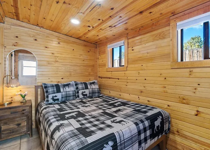 Tiny Elk - 1br Wilderness Retreat Near Grand Canyon W Outdoor Fireplace Lodge Williams